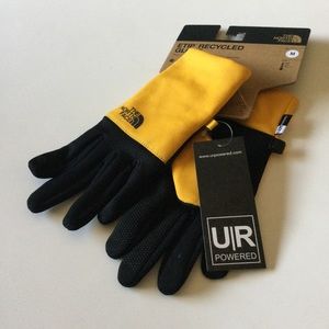 THE NORTH FACE ETIP RECYCLED GLOVES MEDIUM BLACK/YELLOW NWT